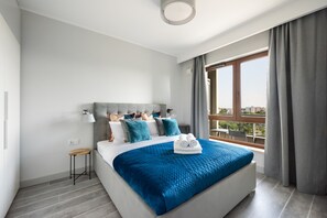 1 bedroom, iron/ironing board, WiFi, bed sheets - Ochota City View Modern Apartment (Warszawa)