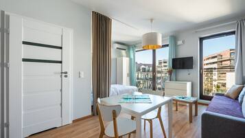 1 bedroom, iron/ironing board, WiFi