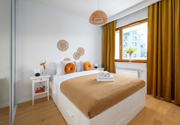 1 habitación, tabla de planchar con plancha, wifi y ropa de cama 