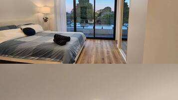 3 habitaciones, escritorio, tabla de planchar con plancha y wifi gratis