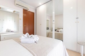 4 chambres, fer et planche à repasser, Wi-Fi