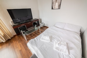 1 quarto, ferros/tábuas de passar roupa, Wi-Fi, roupa de cama
