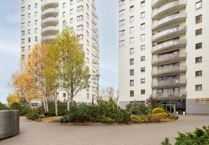 Exterior - Aleja Wyścigowa Comfort Apartment (Warszawa)