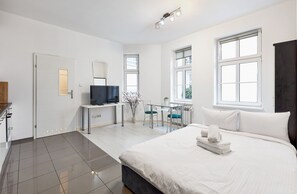 1 室のベッドルーム、アイロン / アイロン台、WiFi、ベッドシーツ