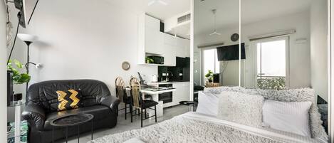 1 camera, ferro/asse da stiro, Wi-Fi, lenzuola