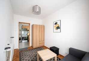 TV - Wierzbno Standard Apartment (Warszawa)