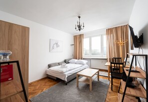 1 bedroom, iron/ironing board, WiFi, bed sheets - Wierzbno Standard Apartment (Warszawa)