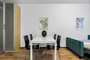 Dining - Metro Bemowo Comfort Studio (Warszawa)