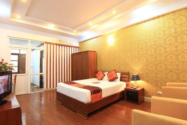 Deluxe Room | 1 bedroom, blackout drapes, free WiFi - GRAD Urban Alley Hotel (Hanoi)