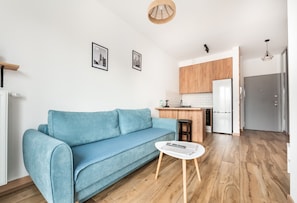 TV - Wola Homely Apartment #88 (Warszawa)