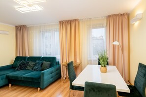 Interior - Kalinowe Green Apartment (Kraków)