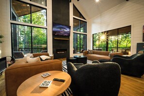 View from property - NEW Luxe Cabin/Arcade/Views/Fire Pit/Hot Tub/Hammocks/Commercial Stove/BBQ Grill (Broken Bow)