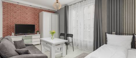 Ferros/tábuas de passar roupa, Wi-Fi, roupa de cama