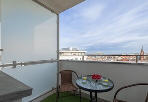 Outdoor dining - Raginisa Chic Apartment (Szczecin)