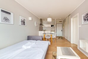 1 chambre, fer et planche Ă repasser, draps fournis