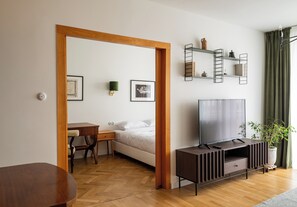 1 bedroom, iron/ironing board, WiFi, bed sheets - Kopernika City Centre Apartment (Warszawa)