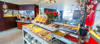 Hotels Collect A. Monet