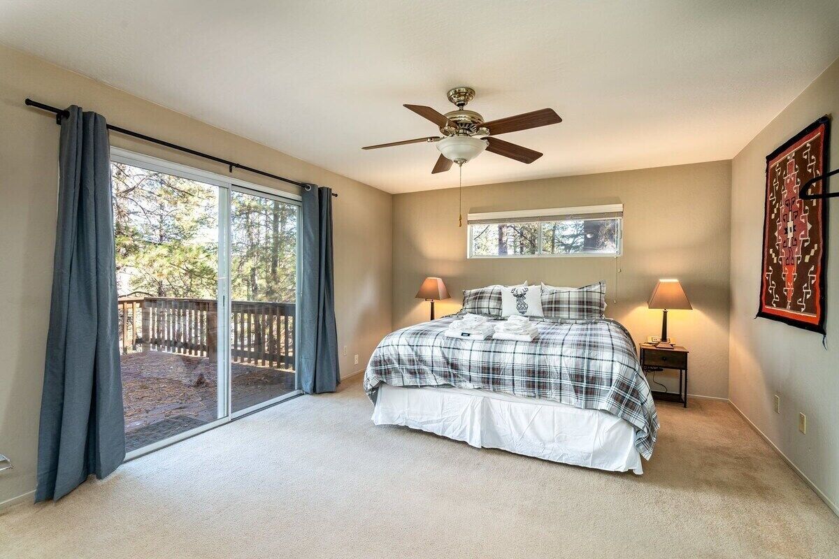 4 bedrooms, free WiFi, bed sheets