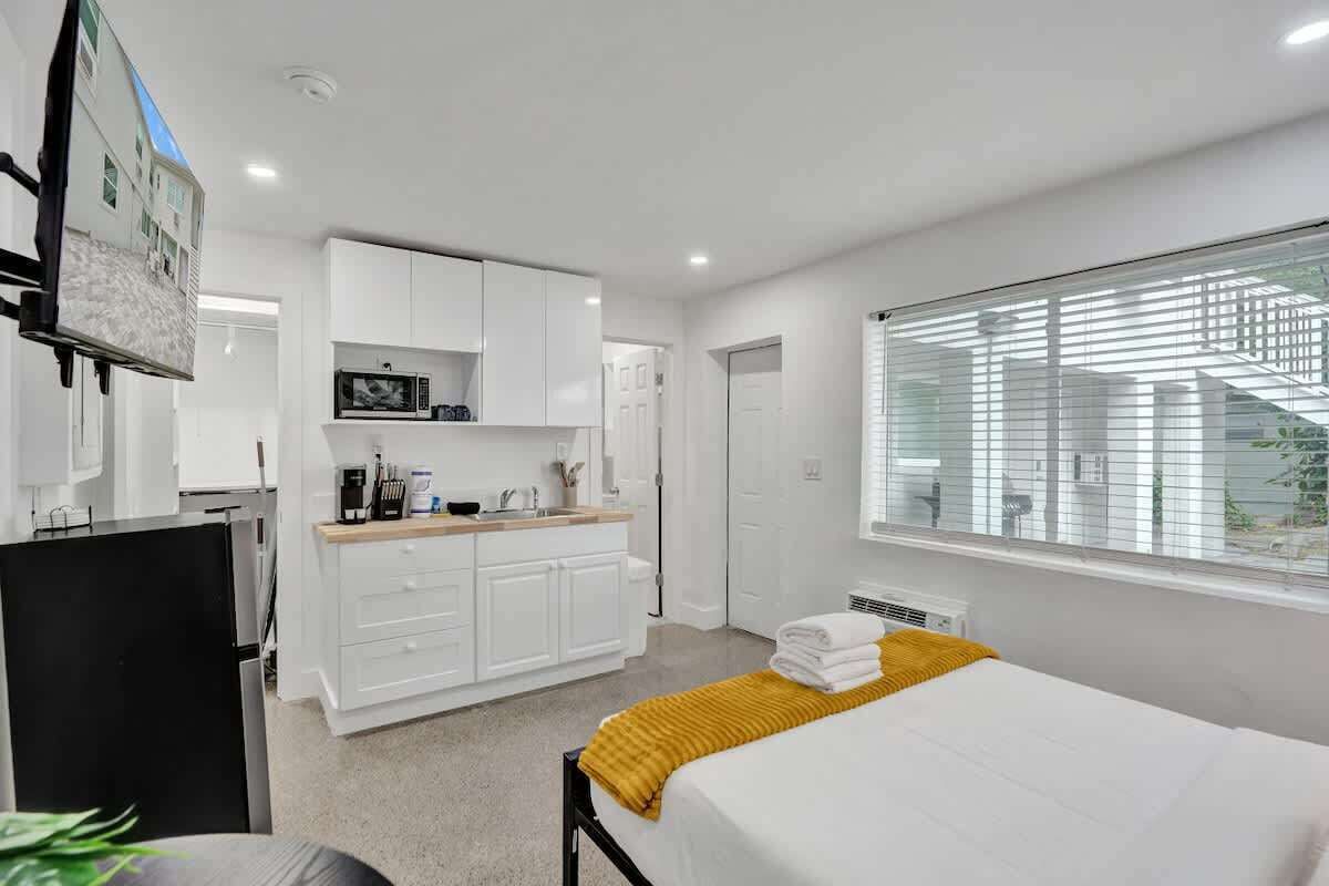 Fer et planche à repasser, lit parapluie, Wi-Fi gratuit