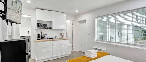 Iron/ironing board, travel crib, WiFi (free)