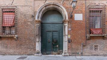 Dettaglio esterni