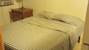 1 dormitorio, tabla de planchar con plancha, wifi gratis y ropa de cama