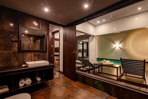 Bathroom - The Saravi Resort (Vanur)