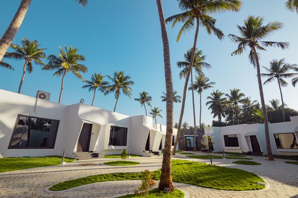 Exterior - The Saravi Resort (Vanur)