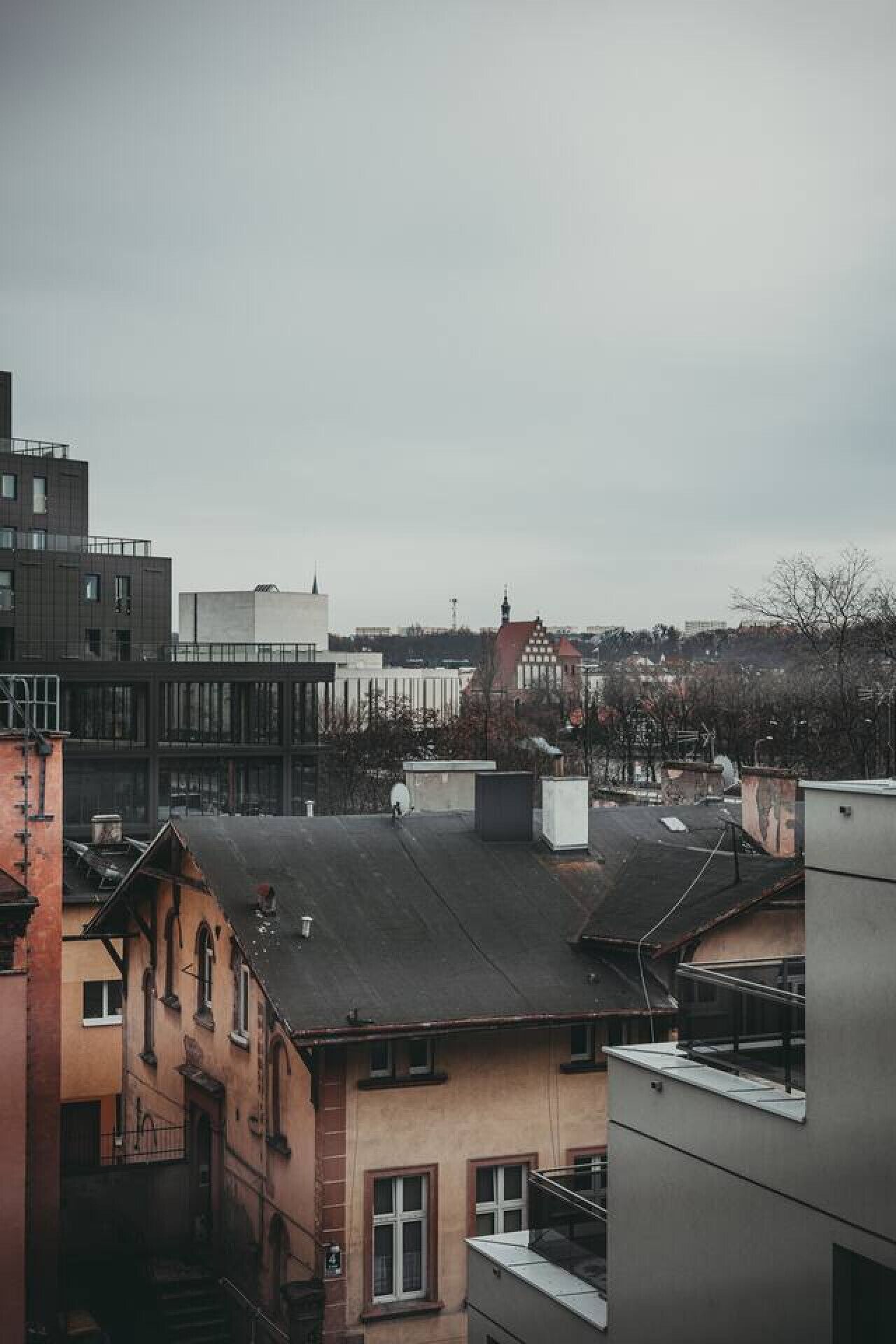 Secador de cabelo, toalhas de banho