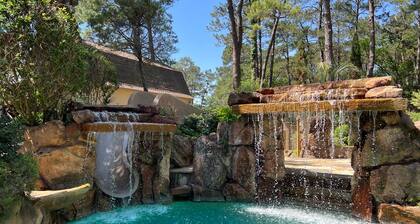 Gorgeous 5-bedroom country house in Cypress, Houston with Outdoor pool and SPA