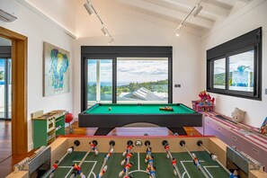 Spielezimmer