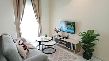 Design-Apartment, 2Â Schlafzimmer, Stadtblick | Wohnbereich