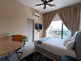 Basic Studio, 1 Katil Ratu (Queen), City View | Seterika/papan seterika, Wi-fi percuma