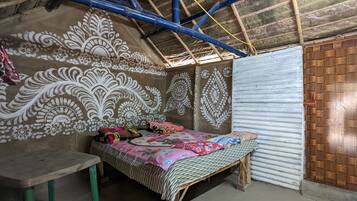 Egyptian cotton sheets, premium bedding, down comforters, pillowtop beds