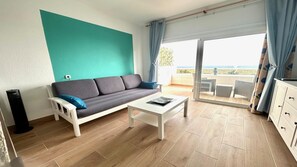 TV - Cozy studio with spectacular view (Solana Matorral)