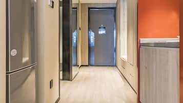 Business Apartment | 1 bedroom, down duvets, in-room safe, desk