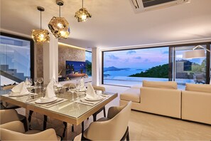 Dining - ICON Luxury Private Villa, located at Chaweng-Noi and has everything to offer


 (Koh Samui)