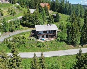 Exterior - Holiday Apartment "Haus Weitblick 2" near Slopes with Private Terrace & Wi-Fi (Hochrindl)