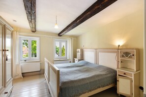 3 Schlafzimmer, kostenloses WLAN, Bettwäsche