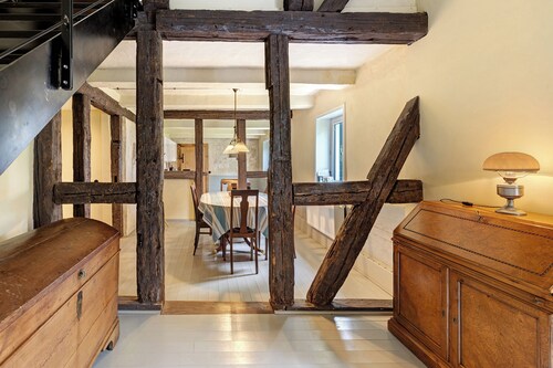 Ferienwohnung 'Altes Pfarrhaus - Durchblick' mit Privatem Garten und WLAN