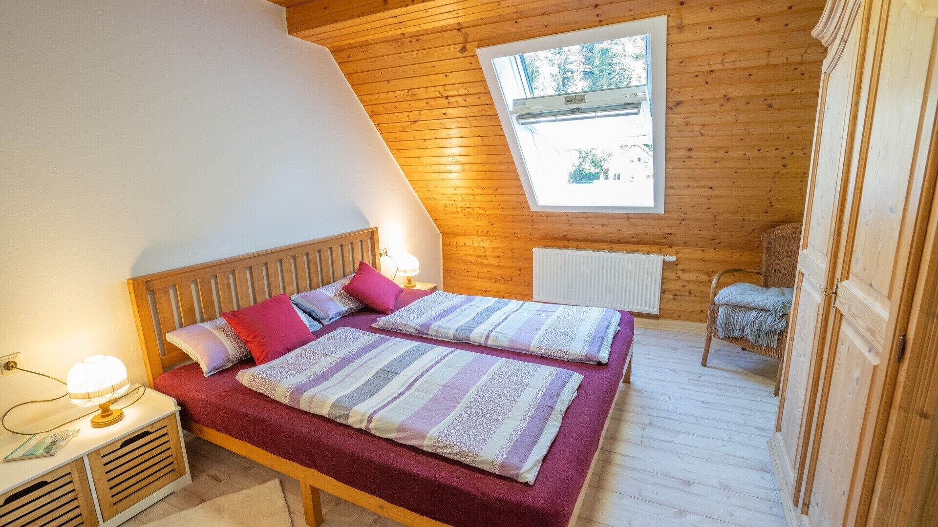 4 bedrooms, free WiFi, bed sheets