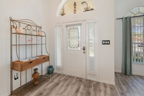 Interior - Stunning Pool Home, close to Attractions - 16306 (Clermont)