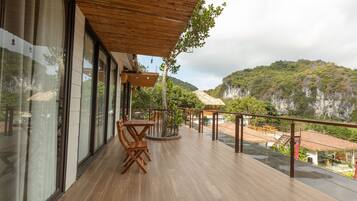 Apartamento familiar, 2 habitaciones, cocina, vistas a la montaña | Terraza o patio