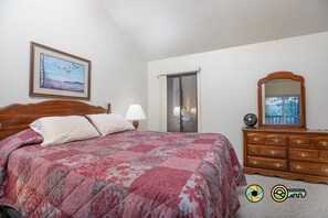 2 chambres, accès au Wi-Fi (inclus), literie fournie
