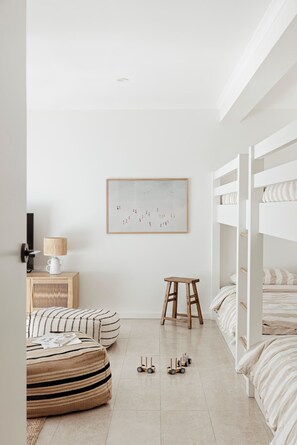 5 Schlafzimmer, Bügeleisen/Bügelbrett, WLAN, Bettwäsche