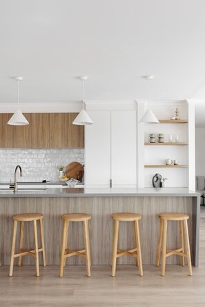 Interior - The Cali Jervis Bay (Vincentia)