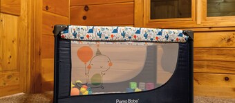 Secluded Cabin|5600 sq ft|Hottub|Theatre|2 Mi DT