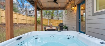 Golf Course~Hottub~Putt Putt~Pool~Lake~DT BlK MTN