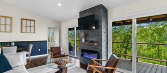 Newly Renovated Mountain Retreat