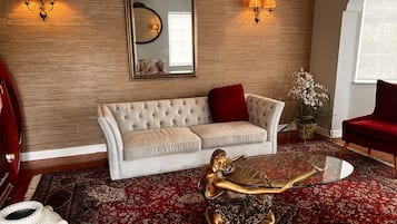 20–senttinen televisio, jossa satelliittikanavat